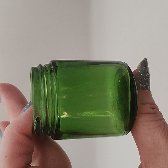 Vintage Small Green Glass Medicine Jared 2.25" - Picture 7 of 7